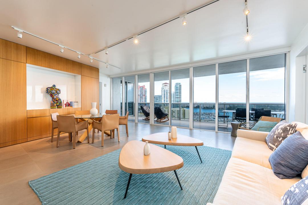 400 Alton Road 1808, Miami Beach, Florida 33139