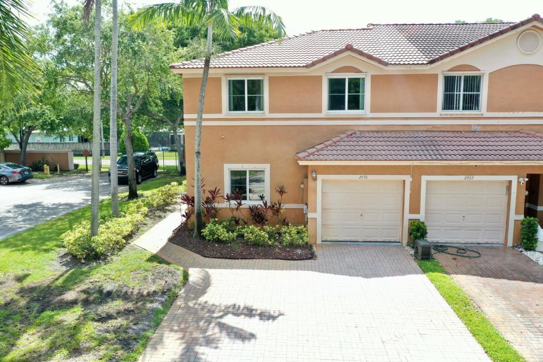 2470 NW 99th Way 2470, Sunrise, Flórida 33322, Estados Unidos
