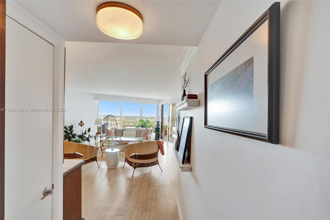 4000 Towerside Ter PH9, Miami, فلوريدا 33138, الولايات المتحدة