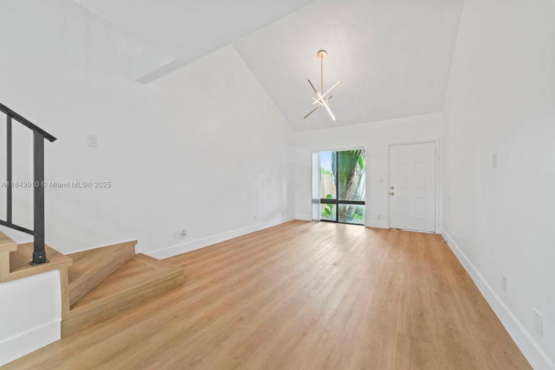 460 NE 211th Ter, Miami, Floride 33179, États-Unis