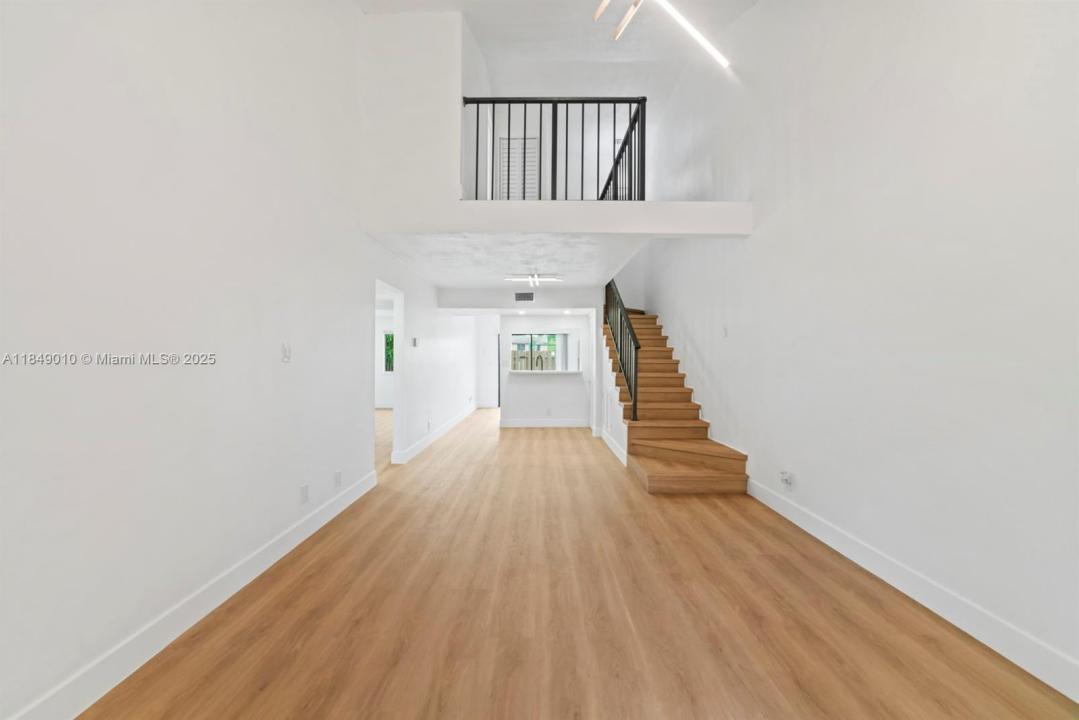 460 NE 211th Ter, Miami, Floride 33179, États-Unis