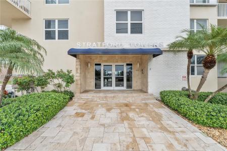 1401 S Ocean Dr PH2, Hollywood, Florida 33019, USA