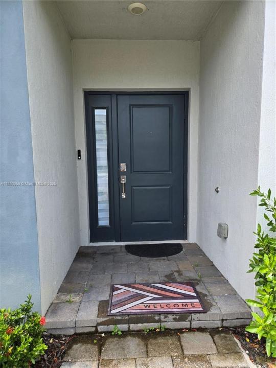 528 NE 1st Dr, Homestead, Florida 33034
