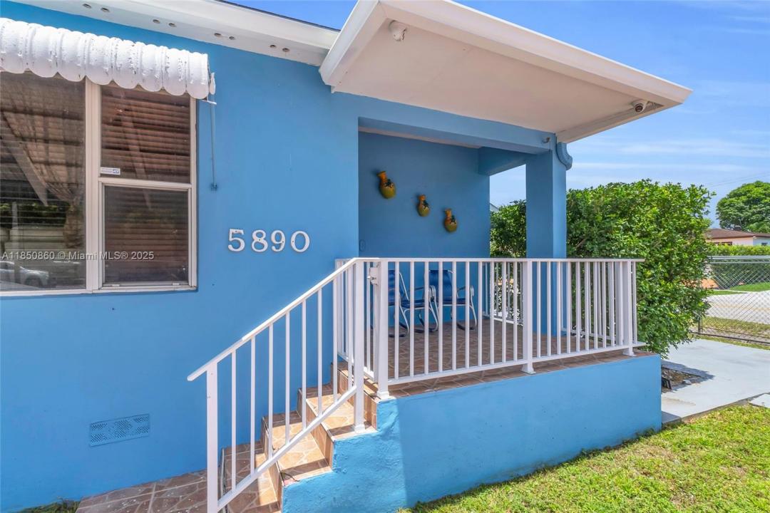 5890 Palm Ave, Hialeah, 佛罗里达州 33012, 美国