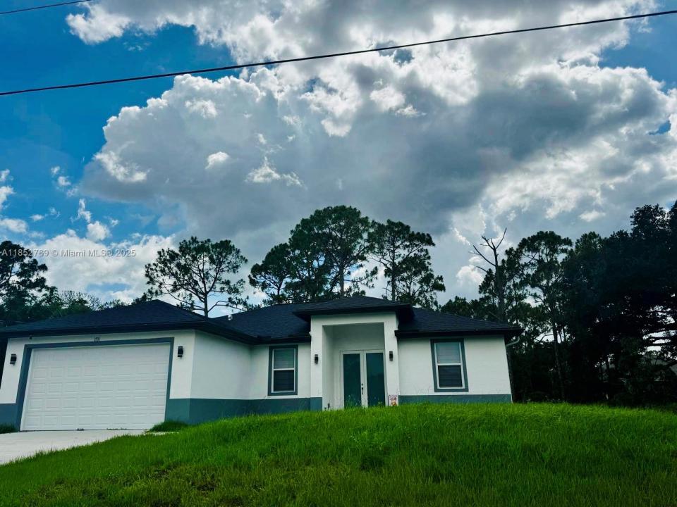 1731 Unice Ave N, Lehigh Acres, فلوريدا 33971, الولايات المتحدة