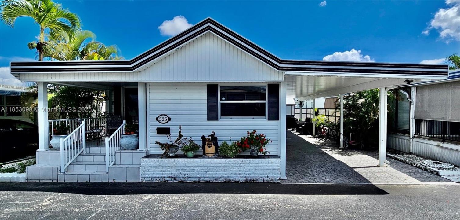 325 Lone Pine Ln 0, Hallandale Beach, Flórida 33009, Estados Unidos