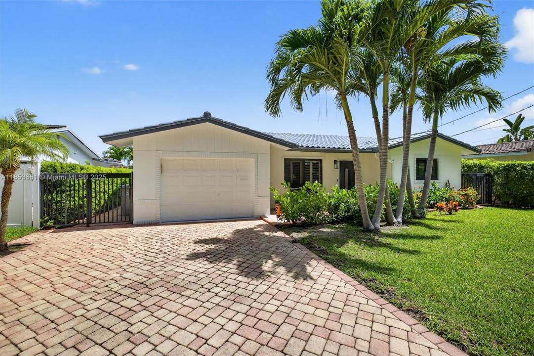 2481 SE 15th St, Pompano Beach, Florida 33062, Stati Uniti