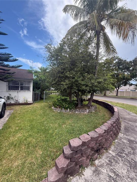 11472 SW 4th St, Sweetwater, Florida 33174, Amerika Birleşik Devletleri