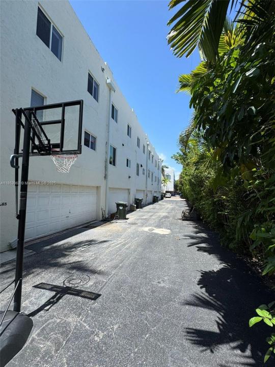 Bay Harbor Islands, Florida 33154, Estados Unidos