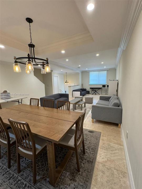 Bay Harbor Islands, Florida 33154, Estados Unidos