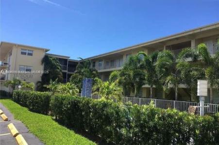 1100 NE 1st Ct 102, Hallandale Beach, Florida 33009, USA