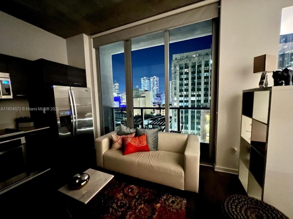 151 SE 1st St 1206, Miami, 佛罗里达州 33131, 美国