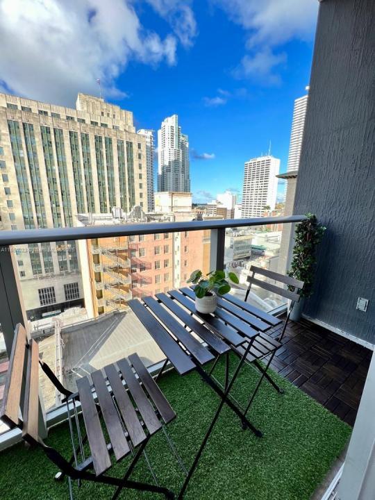 151 SE 1st St 1206, Miami, 佛罗里达州 33131, 美国