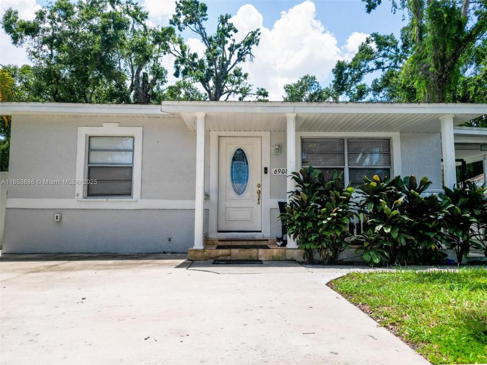 6908 N Oregon Ave, Tampa, フロリダ 33604, アメリカ合衆国
