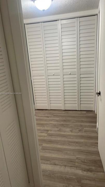 18101 NW 68th Ave E103, Hialeah, فلوريدا 33015, الولايات المتحدة