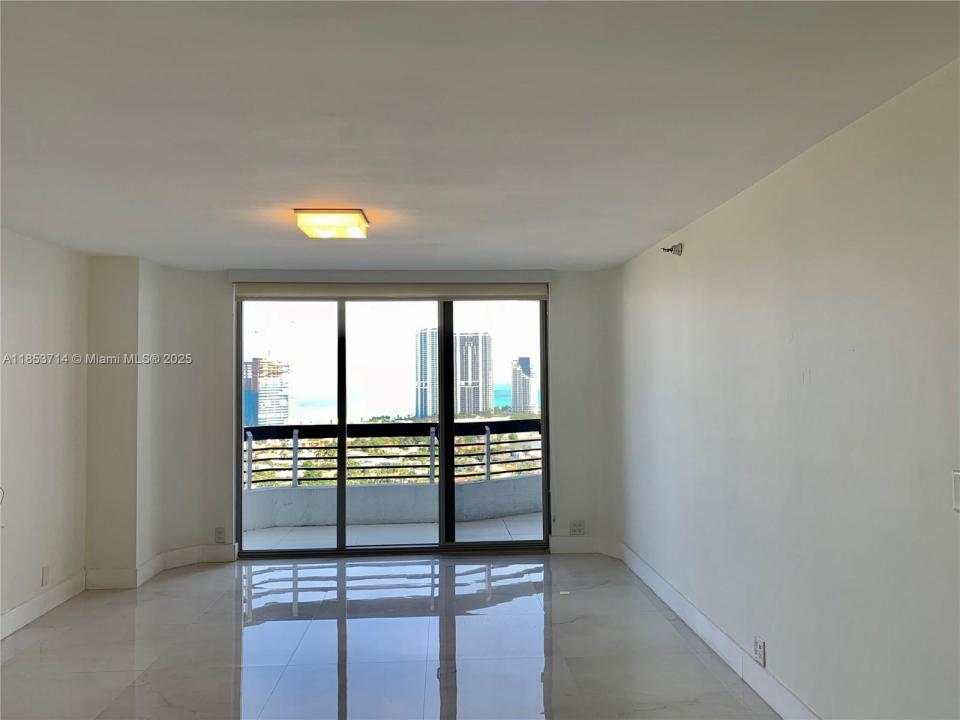 19101 Mystic Pointe Dr 2709, Aventura, Florida 33180