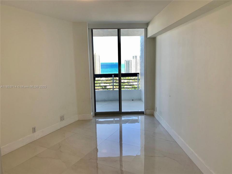 19101 Mystic Pointe Dr 2709, Aventura, Florida 33180