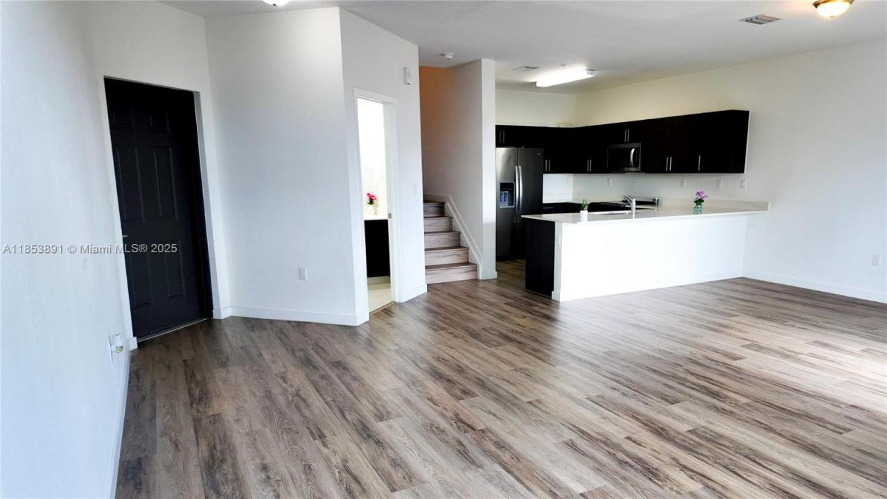 15560 SW 136 St #3-206, Miami, Флорида 33196, Соединенные Штаты
