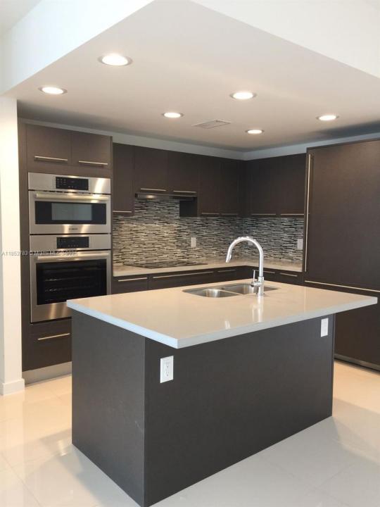 7825 NW 107 AVE 419, Doral, Floride 33178, États-Unis