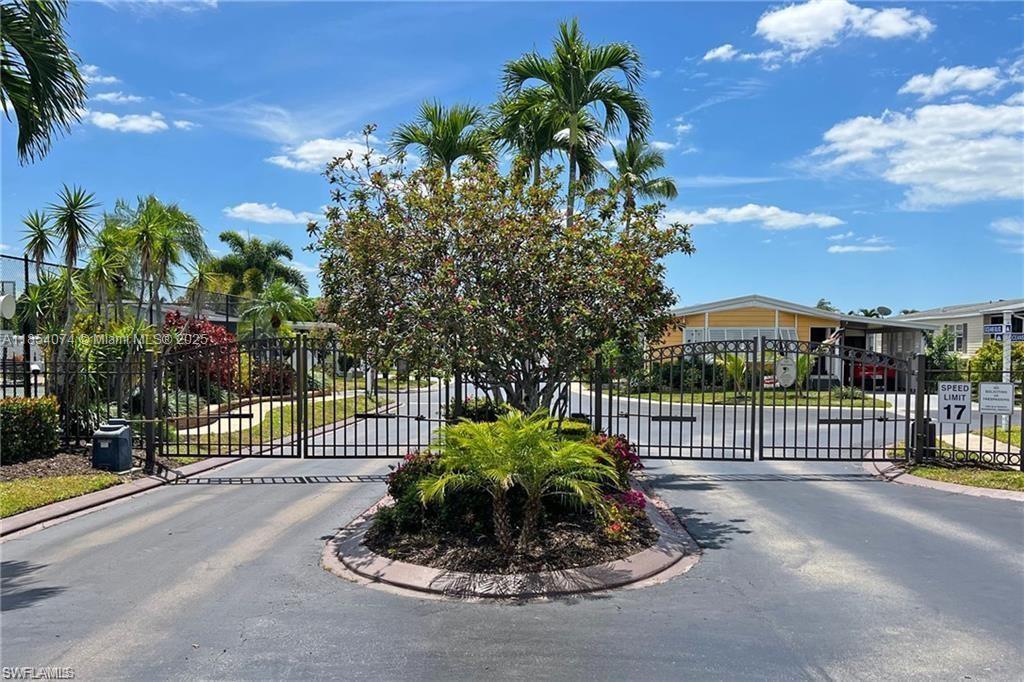 195 Oceans Blvd, Naples, Florida 34104