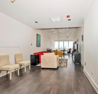 1680 Michigan Ave 1022A, Miami Beach, Florida 33139, USA