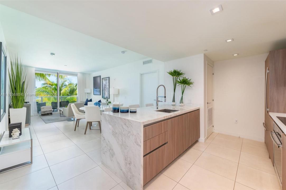 401 N Birch Rd 502, Fort Lauderdale, פלורידה 33304, ארצות הברית של אמריקה