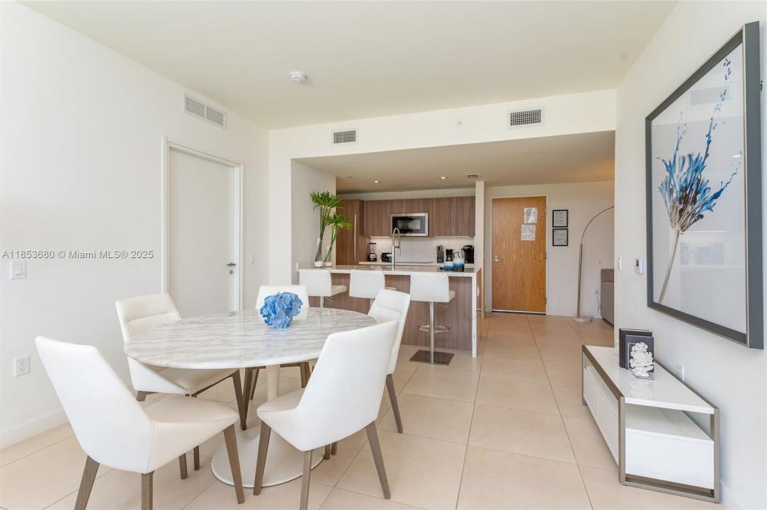 401 N Birch Rd 502, Fort Lauderdale, פלורידה 33304, ארצות הברית של אמריקה