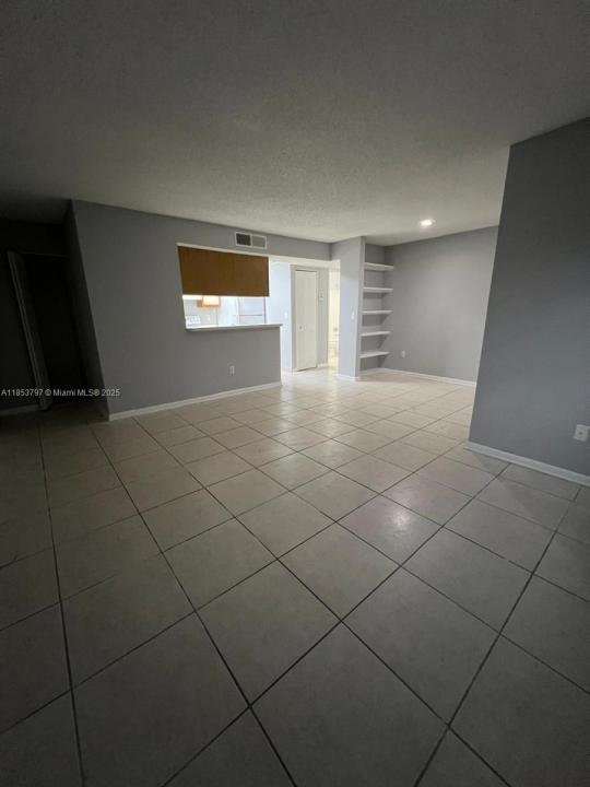 1261 SW 46th Ave 2005, Pompano Beach, פלורידה 33069, ארצות הברית של אמריקה
