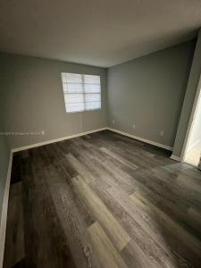 1261 SW 46th Ave 2005, Pompano Beach, Florida 33069, USA