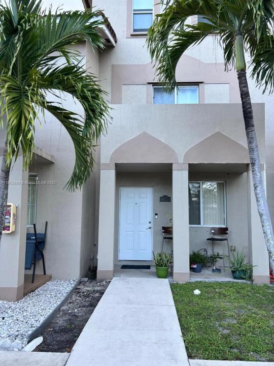 14054 NW 17th AVE 14054, Opa-Locka, 佛罗里达州 33054, 美国