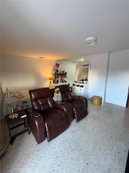 110 Flagami Blvd, Miami, フロリダ 33144, アメリカ合衆国