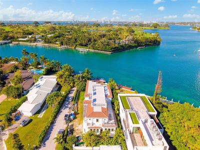 919 92nd St, Surfside, Florida 33154, USA