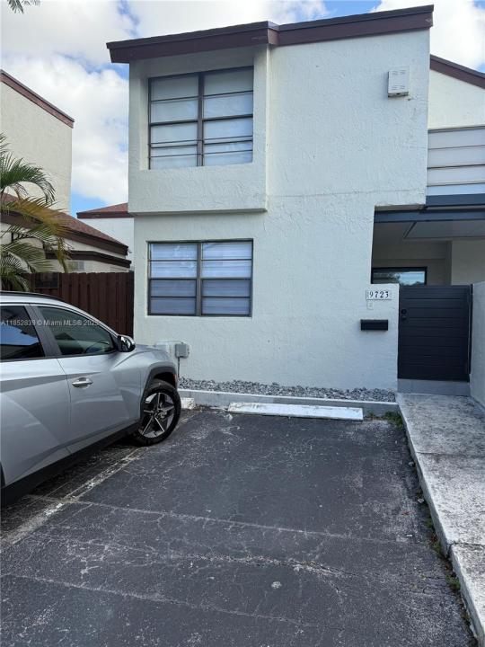 9723 NW 4th Ln 9723, Miami, Flórida 33172, Estados Unidos