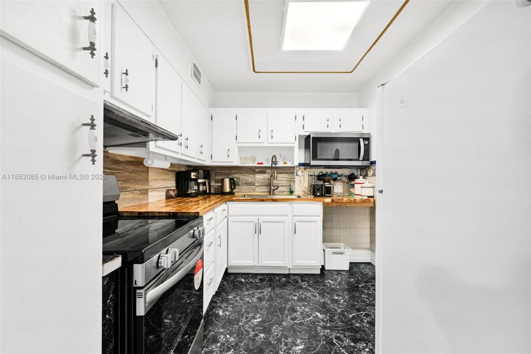 2841 NE 163rd St 710, North Miami Beach, 佛羅里達州 33160, 美國