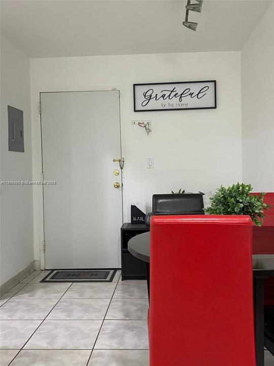 10379 N Kendall Dr L2, Miami, 佛罗里达州 33176, 美国
