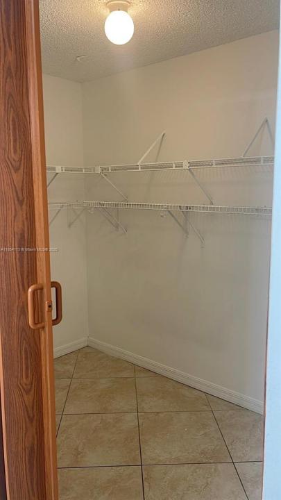 18880 NW 57th Ave 203, Hialeah, فلوريدا 33015, الولايات المتحدة