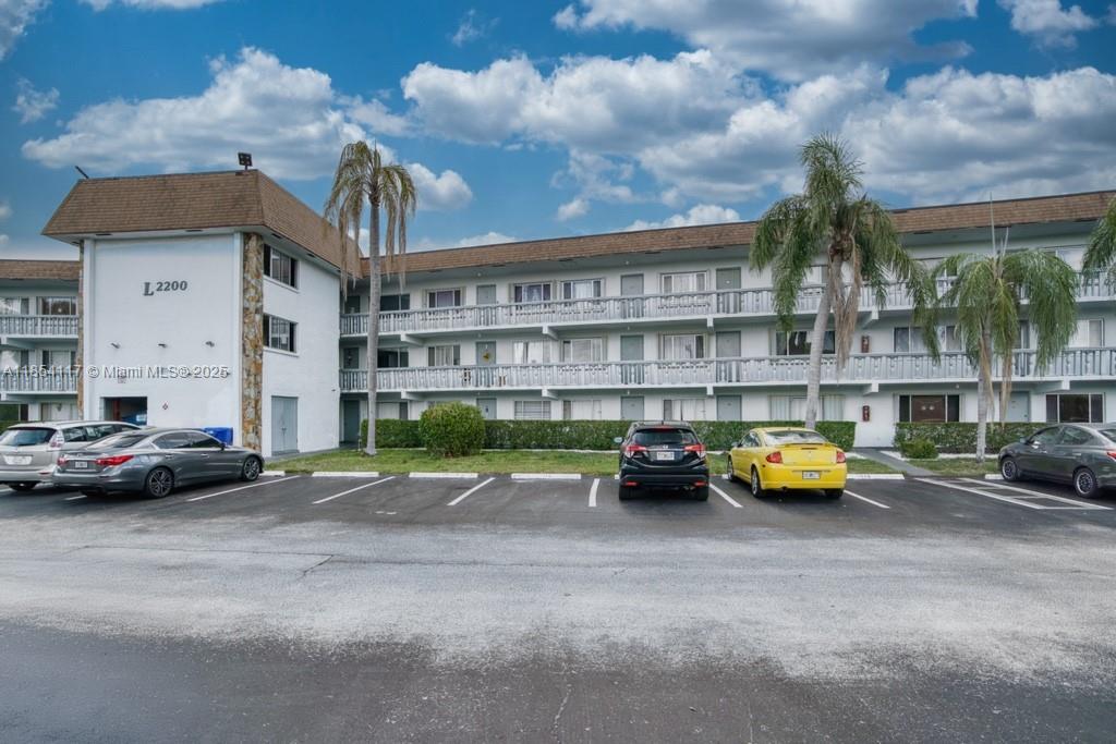 2200 Springdale Blvd 212, Palm Springs, Florida 33461