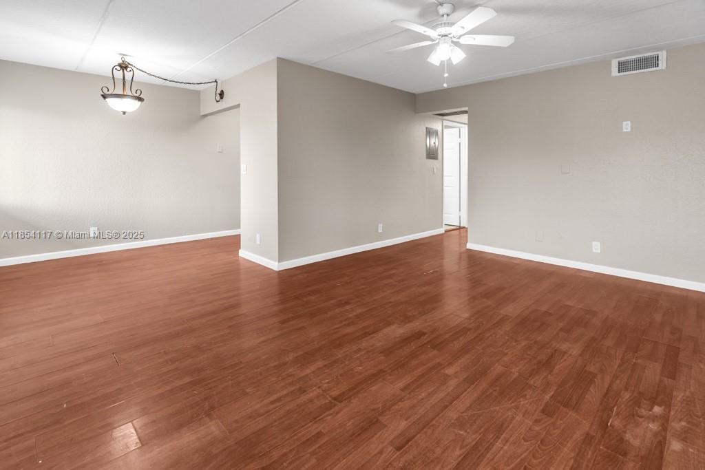 2200 Springdale Blvd 212, Palm Springs, Florida 33461