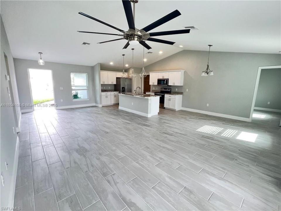 2302 NE 35TH ST, Cape Coral, Florida 33909