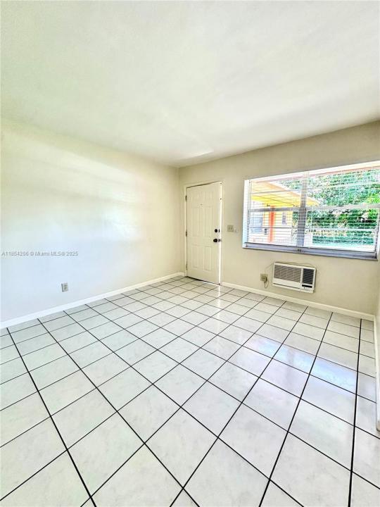 15002 NE 11th Ct 2, Miami, Florida 33161