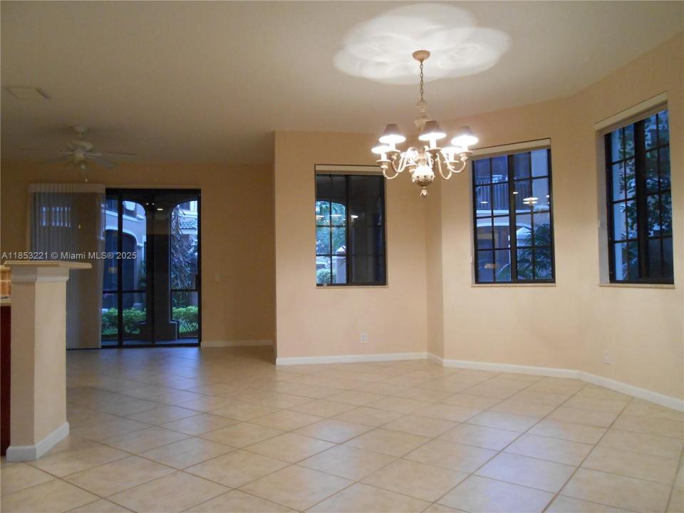 2684 Center Ct Dr 2-33, Weston, Floride 33332, États-Unis