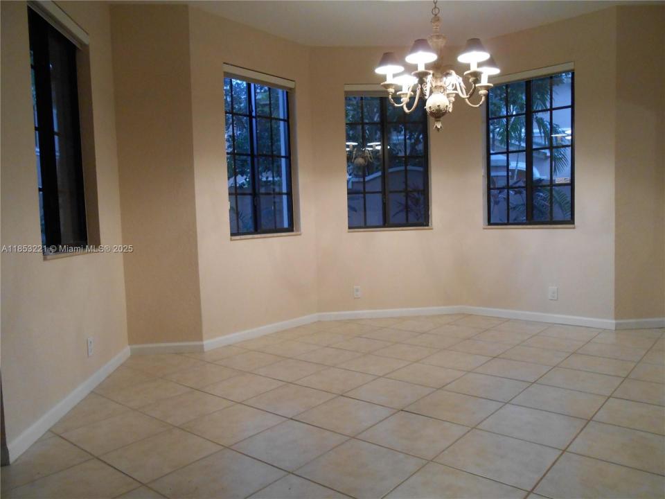2684 Center Ct Dr 2-33, Weston, Floride 33332, États-Unis