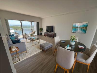 500 Bayview Dr 1120, Sunny Isles Beach, Florida 33160, USA