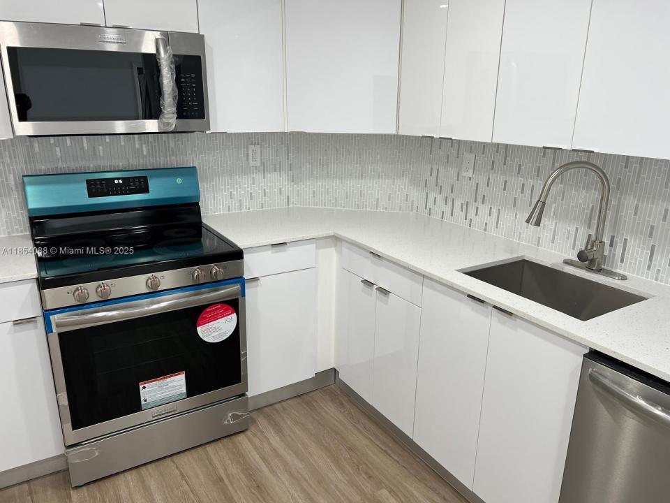 500 Bayview Dr 1120, Sunny Isles Beach, Florida 33160, Amerika Birleşik Devletleri