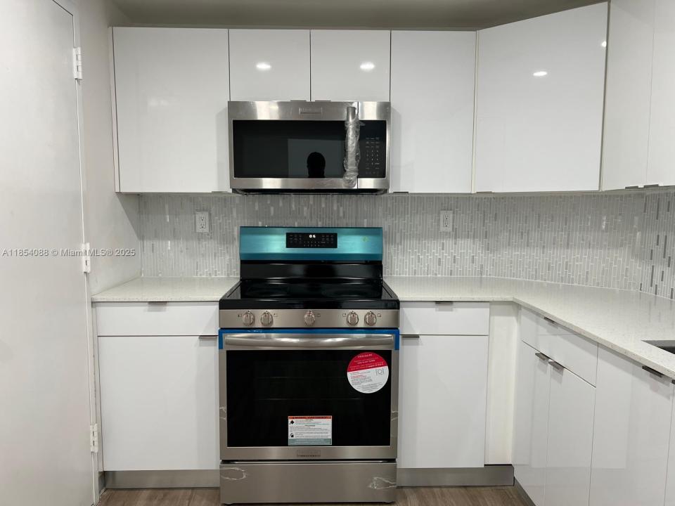 500 Bayview Dr 1120, Sunny Isles Beach, Florida 33160, Amerika Birleşik Devletleri