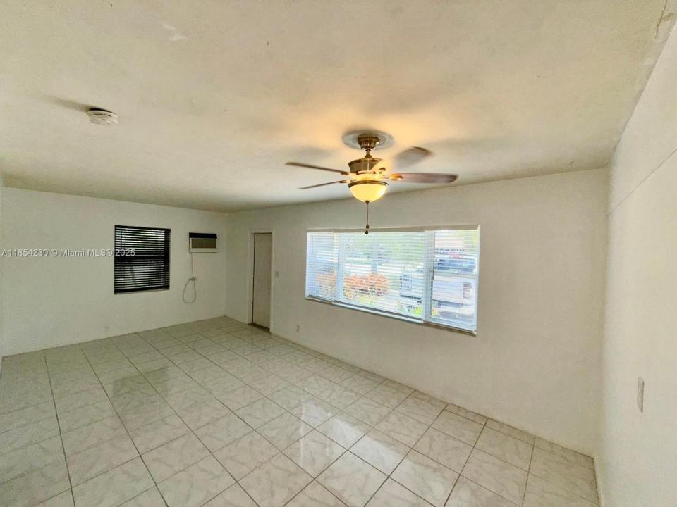 1061 NE 34th Ct 1061, Oakland Park, Floride 33334, États-Unis