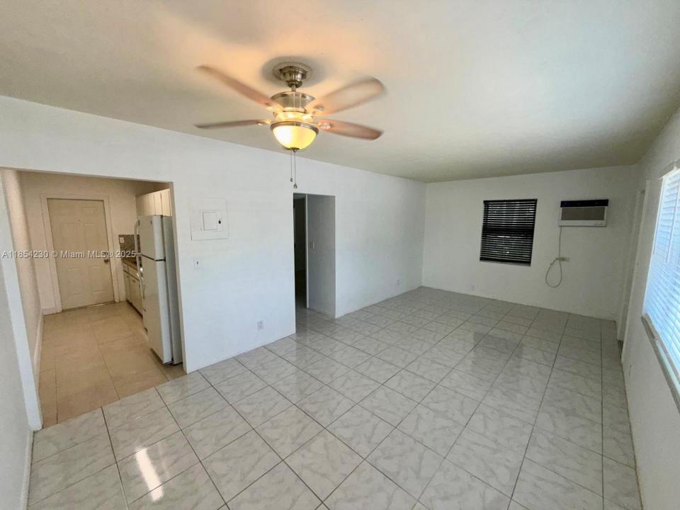 1061 NE 34th Ct 1061, Oakland Park, Floride 33334, États-Unis