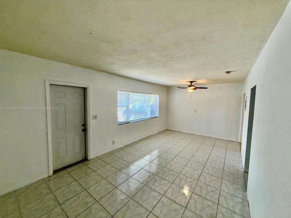 1061 NE 34th Ct 1061, Oakland Park, Floride 33334, États-Unis