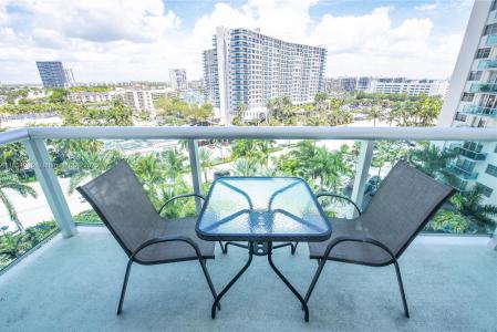 3901 OCEAN DR 9P, Hollywood, Florida 33019, USA