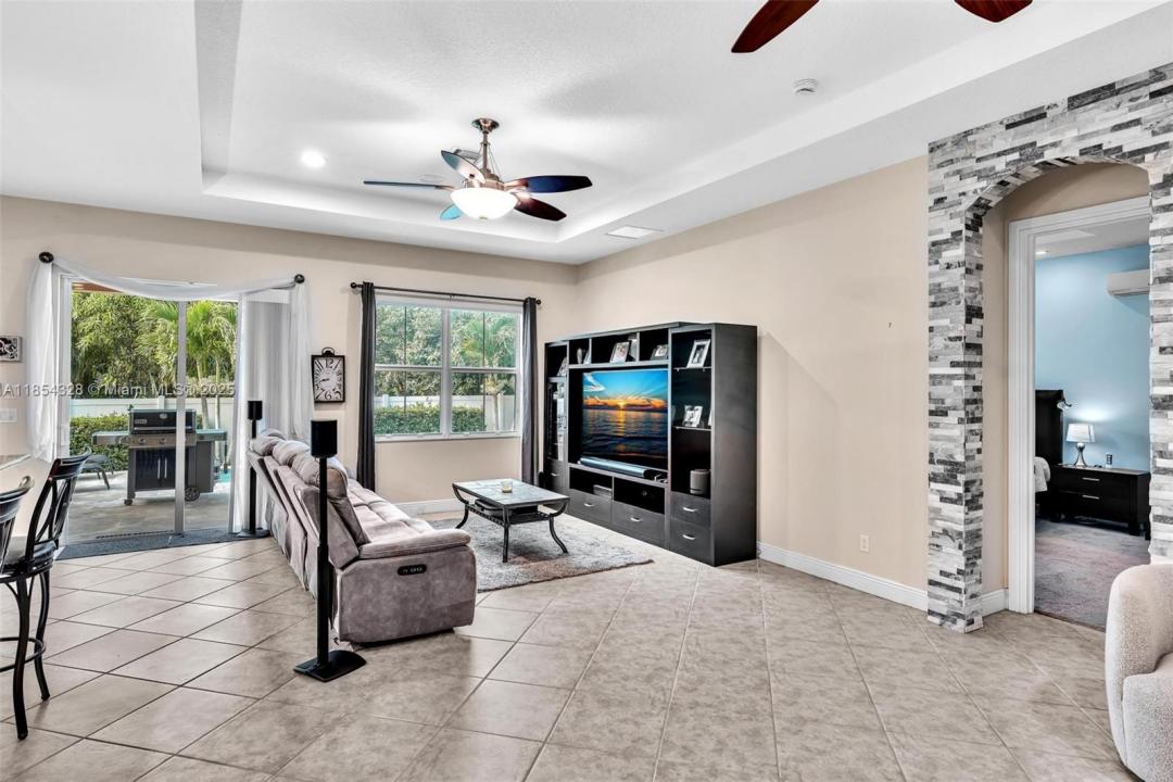 13220 SW 13th St, Davie, Floride 33325, États-Unis